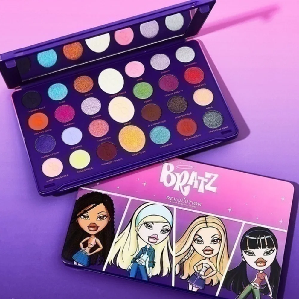 BRATZ X REVOLUTION EYESHADOW PALETTE❗️